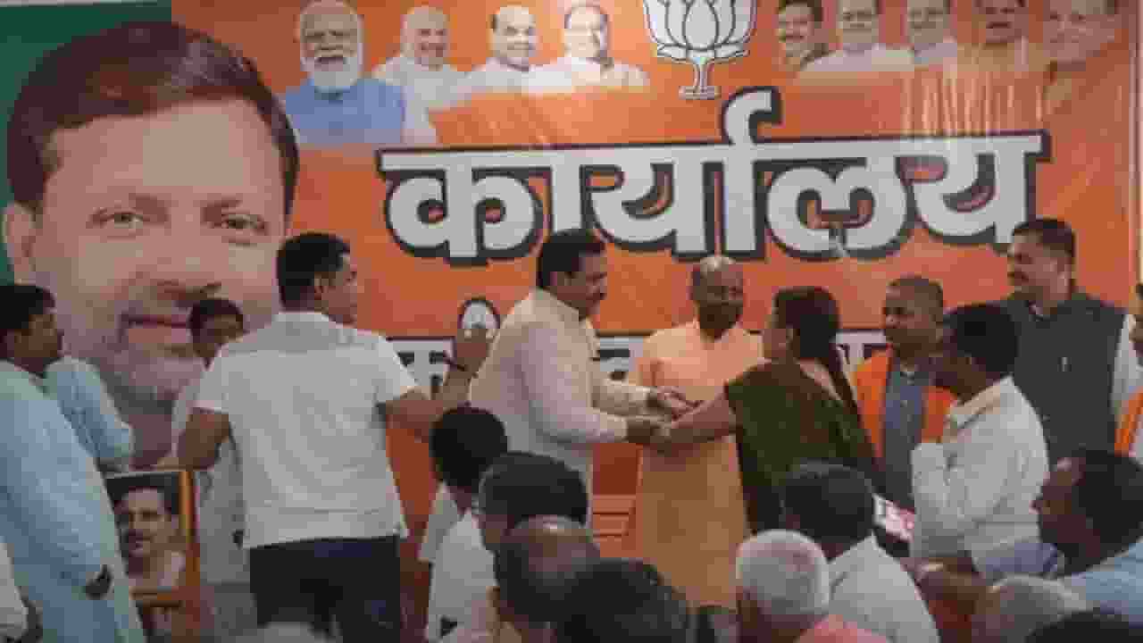  BJP officials beaten at party meeting