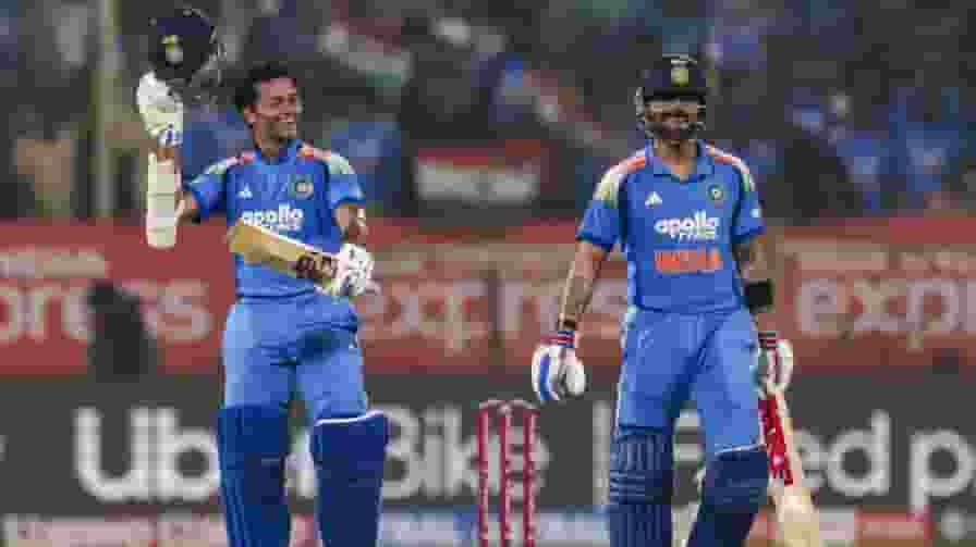 Yashasvi Jaiswal Virat Kohli