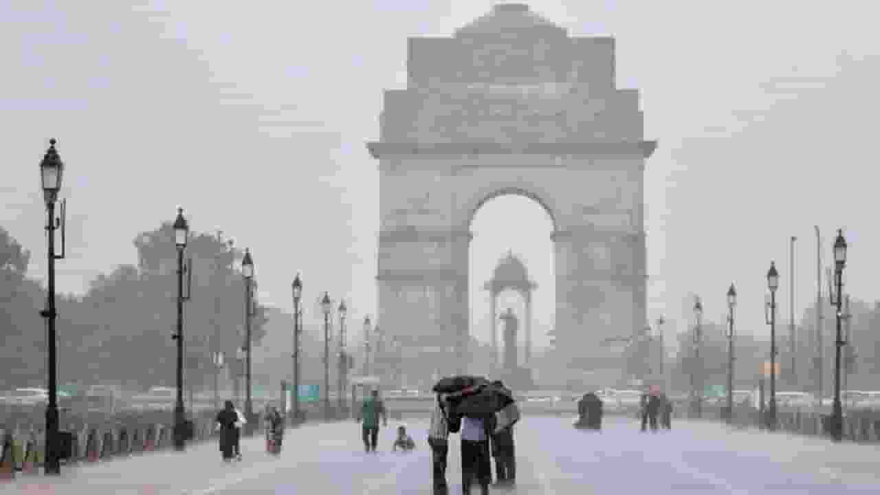 Delhi rain Picture 