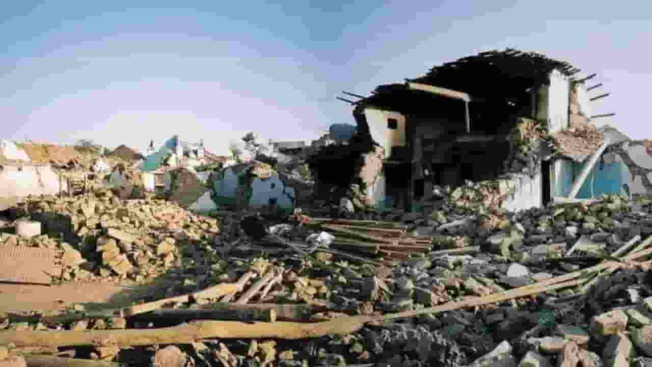 अनगिनत लाशें, त्रासदी, चित्कार, भुज के भूकंप में हुआ क्या था? Bhuj Kutch Gujarat earthquake