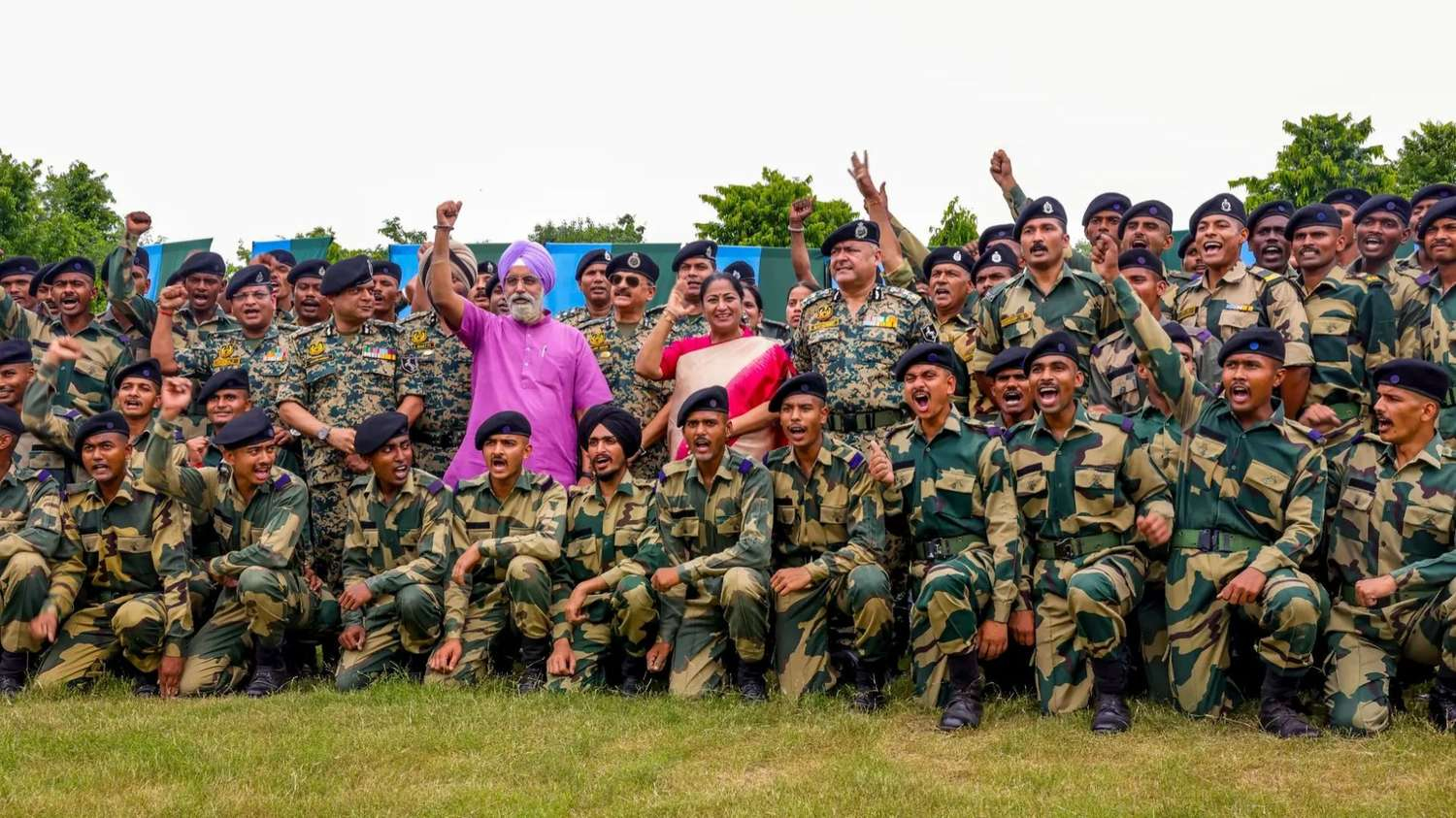 BSF में निकली बंपर भर्ती, 10वीं 12वीं, ITI पास कर सकते हैं अप्लाई Government Job