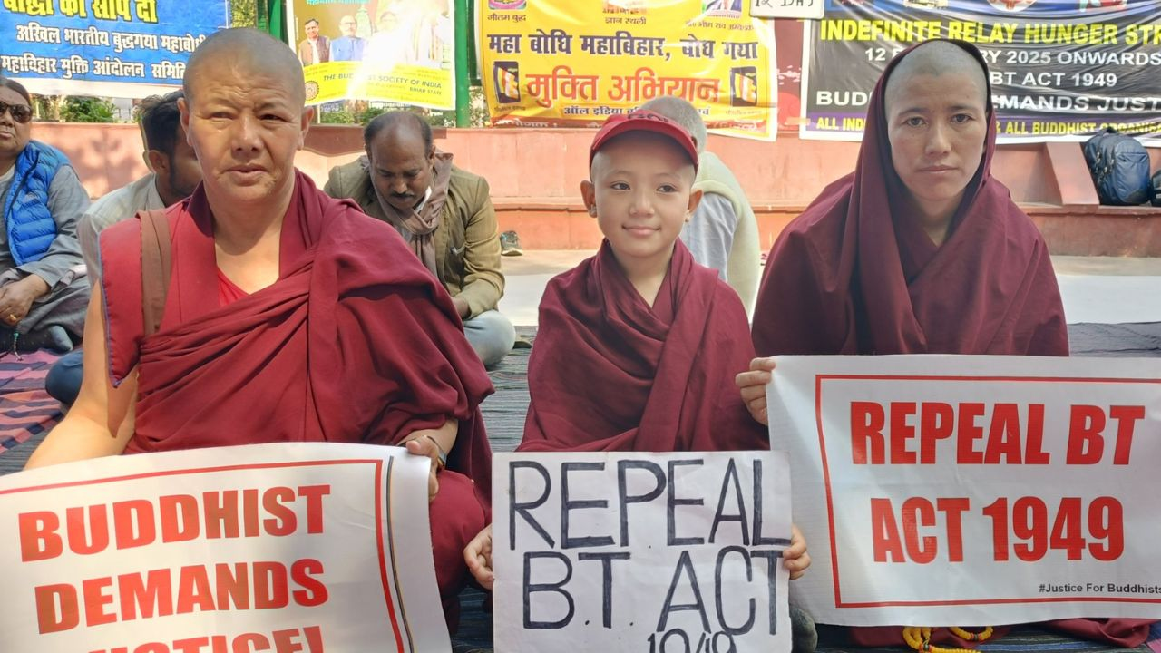 बोधगया: जहां बुद्ध को मिला ज्ञान, वहां धरने पर भंते, चाहते क्या हैं? Mahabodhi Protest