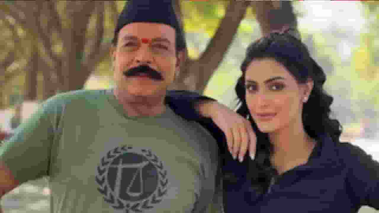 गोविंद नामदेव को हुआ अपने से 30 साल छोटी एक्ट्रेस से प्यार? जानें सच Govind Namdev