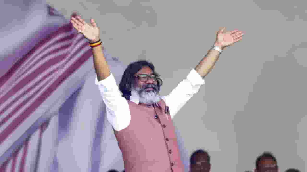 हेमंत कैबिनेट के '11 खिलाड़ियों' को सौंपे गए विभाग, किसे क्या मिला? Hemant soren cabinet division