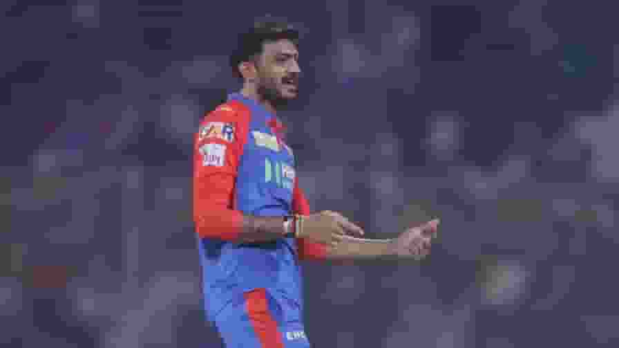 MI के खिलाफ चलेगी अक्षर की फिरकी? DC का पूरा गेम प्लान समझिए Axar Patel IPL 2025