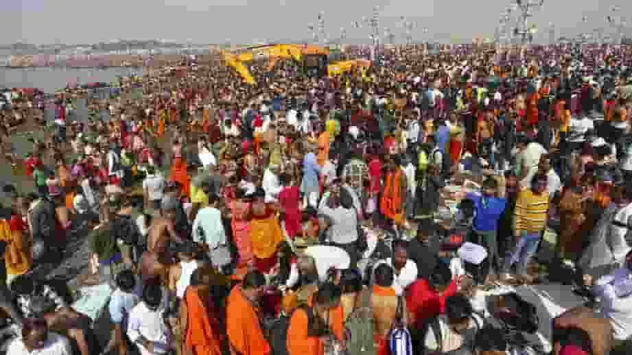 महाकुंभ 2025: अफवाह पर नपे 140 सोशल मीडिया हैंडल, 13 FIR दर्ज Mahakumbh