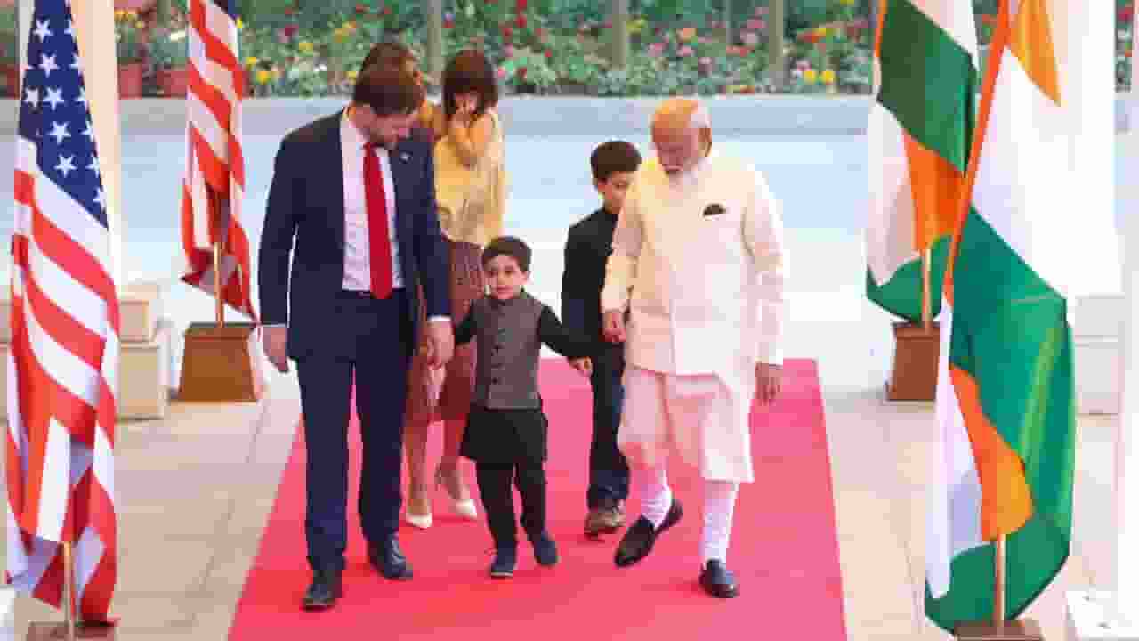 ट्रेड डील पर बात, बच्चों को मोरपंख; मोदी-वेंस की मीटिंग में क्या हुआ? modi and vance