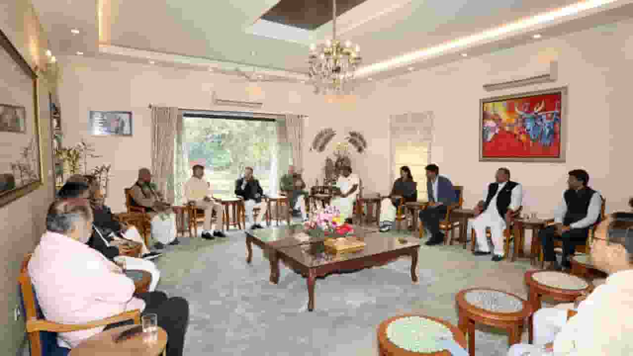 आंबेडकर विवाद पर कांग्रेस को घेरेगे BJP, नड्डा के घर बनी रणनीति nda leaders meeting