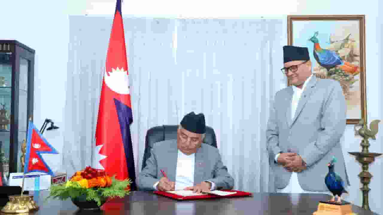 नेपाल में नया अध्यादेश जारी, जेन-ज़ी को मिलेगा वोट का अधिकार Ramchandra Paudel । Photo Credit: X/@RcPaudelNepal