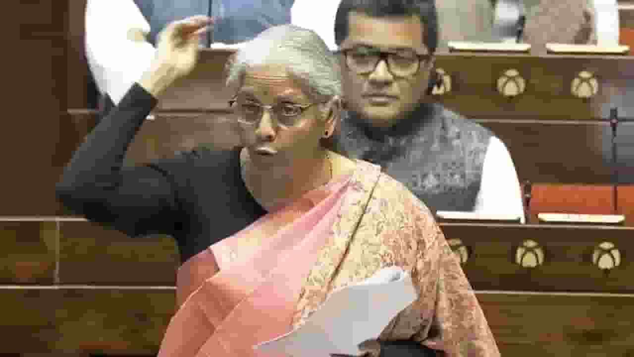 तीसरी तिमाही में 6.2% रही GDP ग्रोथ, शेयर मार्केट में दिखी हलचल India Q3 GDP