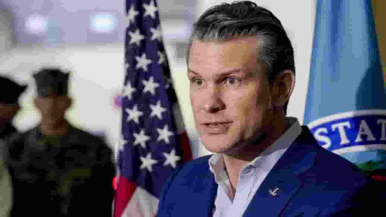 अमेरिकी रक्षा मंत्री का बड़ा बयान, ताइवान पर हमले की तैयारी में है चीन Pete Hegseth । Photo Credit: PTI