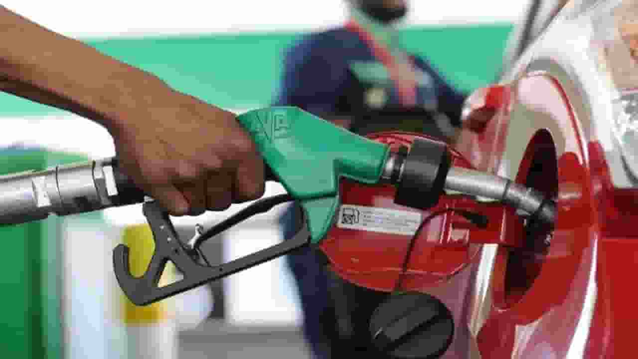 एथेनॉल वाले पेट्रोल पर क्यों हो रहा है हल्ला? समझिए पूरी कहानी ethanol blend petrol
