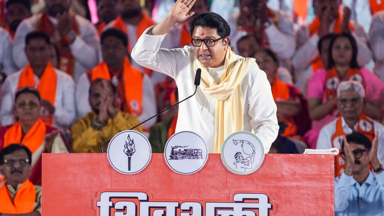 raj thackeray during bmc election campaign