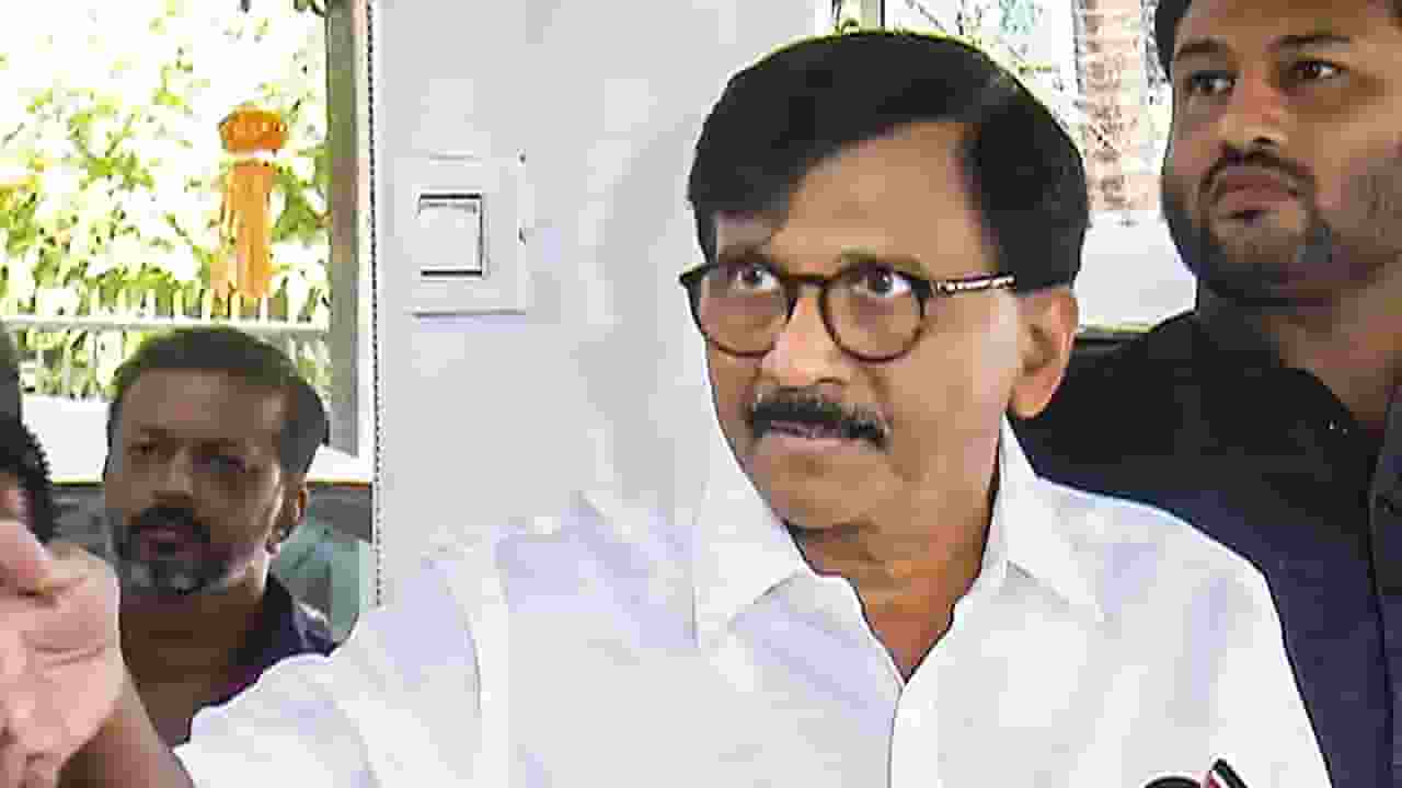 शिवसेना (यूबीटी) सांसद संजय राउत ने ऑपरेशन सिंदूर के बाद अब एक और विवादित बयान दिया है। उन्होंने कहा कि पहलगाम के आतंकी इसलिए नहीं पकड़े गए, क्योंकि हो सकता एक दिन भाजपा ज्वाइन न कर लें। Sanjay Raut