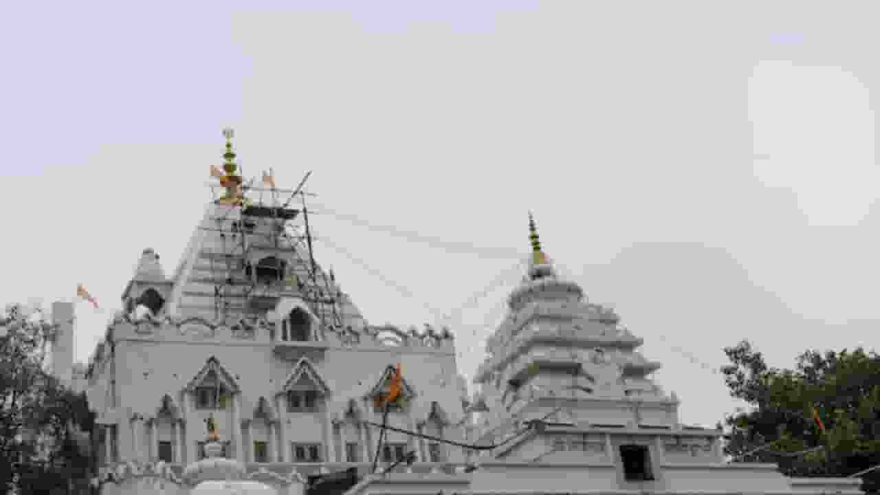 महाशिवरात्रि में सजे दिल्ली के ये प्रसिद्ध मंदिर, किए गए खास इंतजाम Mahashivratri Delhi shiv Temple