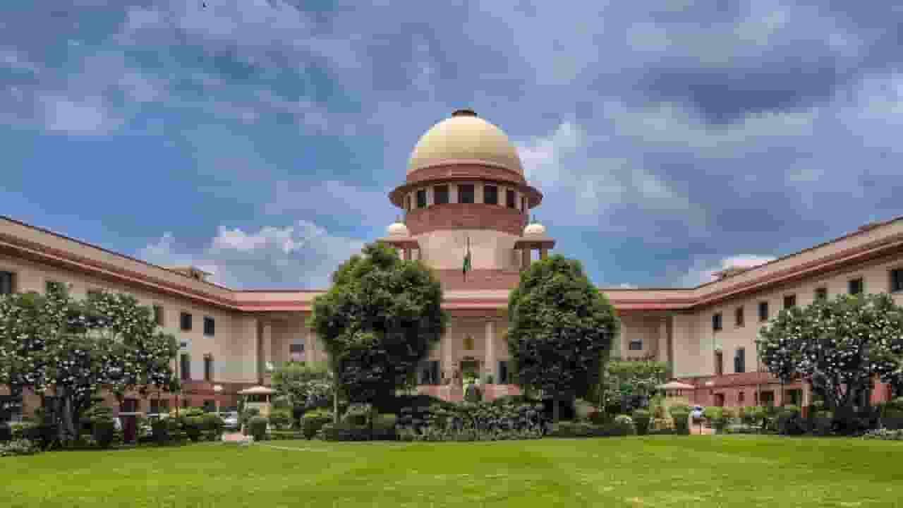 एथेनॉल-20 पेट्रोल पर रोक से सुप्रीम कोर्ट ने किया इनकार Supreme Court