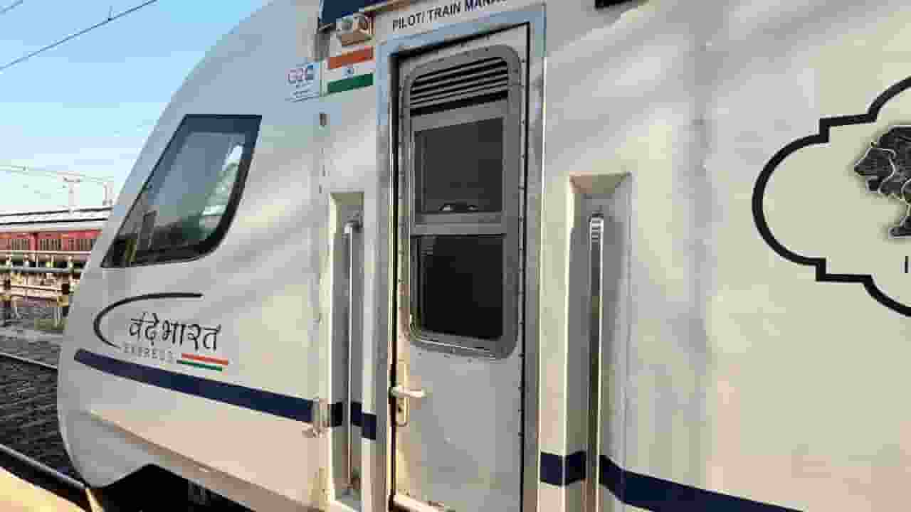 udaipur agra cantt vande bharat