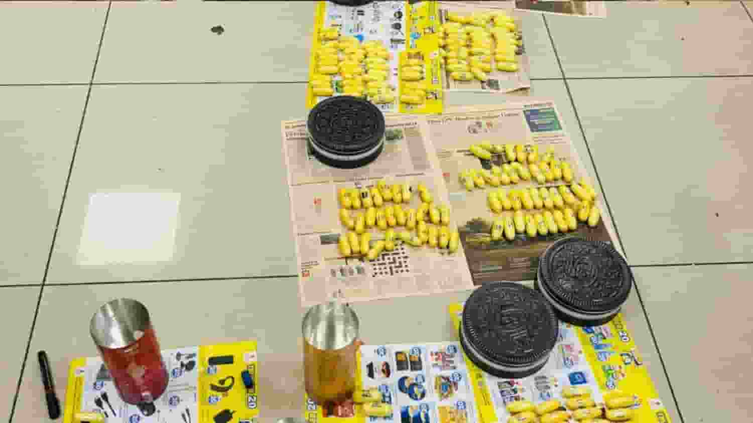 बिस्किट के डिब्बों में छिपा रखी थी 62 करोड़ की कोकीन, महिला गिरफ्तार Cocaine