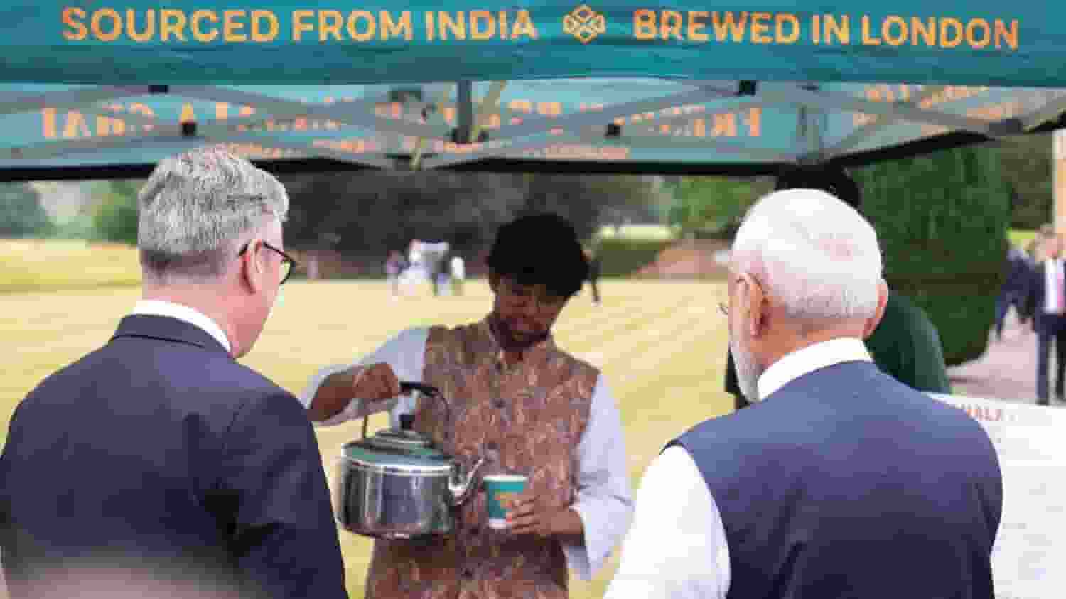 पीएम मोदी और कीर स्टार्मर को पिलाई चाय, जानिए कौन हैं लंदन चायवाला? Tea