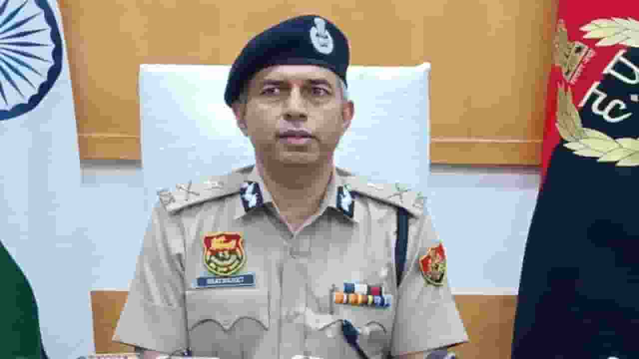 सरकार की हरी झंडी, कपूर बने रहेंगे DGP, नहीं भेजा जाएगा नया पैनल Shatrujit Kapoor