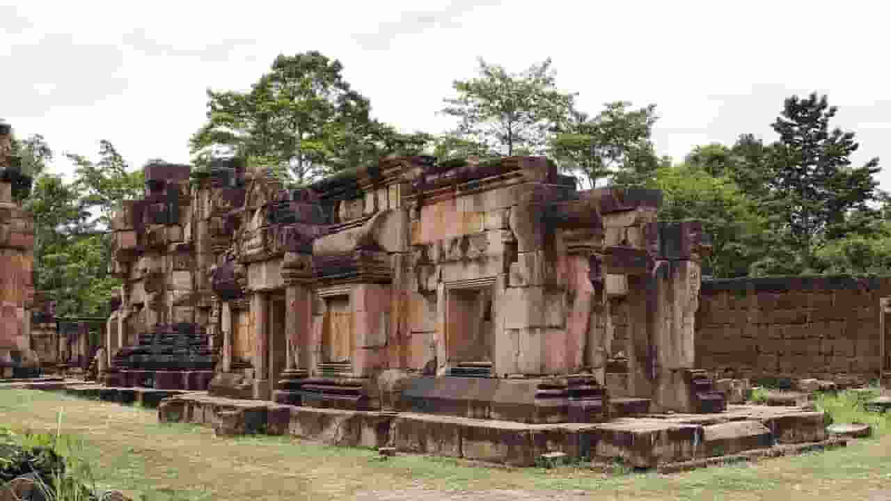 ता मुएन थॉम और प्रीह विहियर: मंदिर जिनके लिए भिड़े थाईलैंड-कंबोडिया Image of Ta Muen Thom